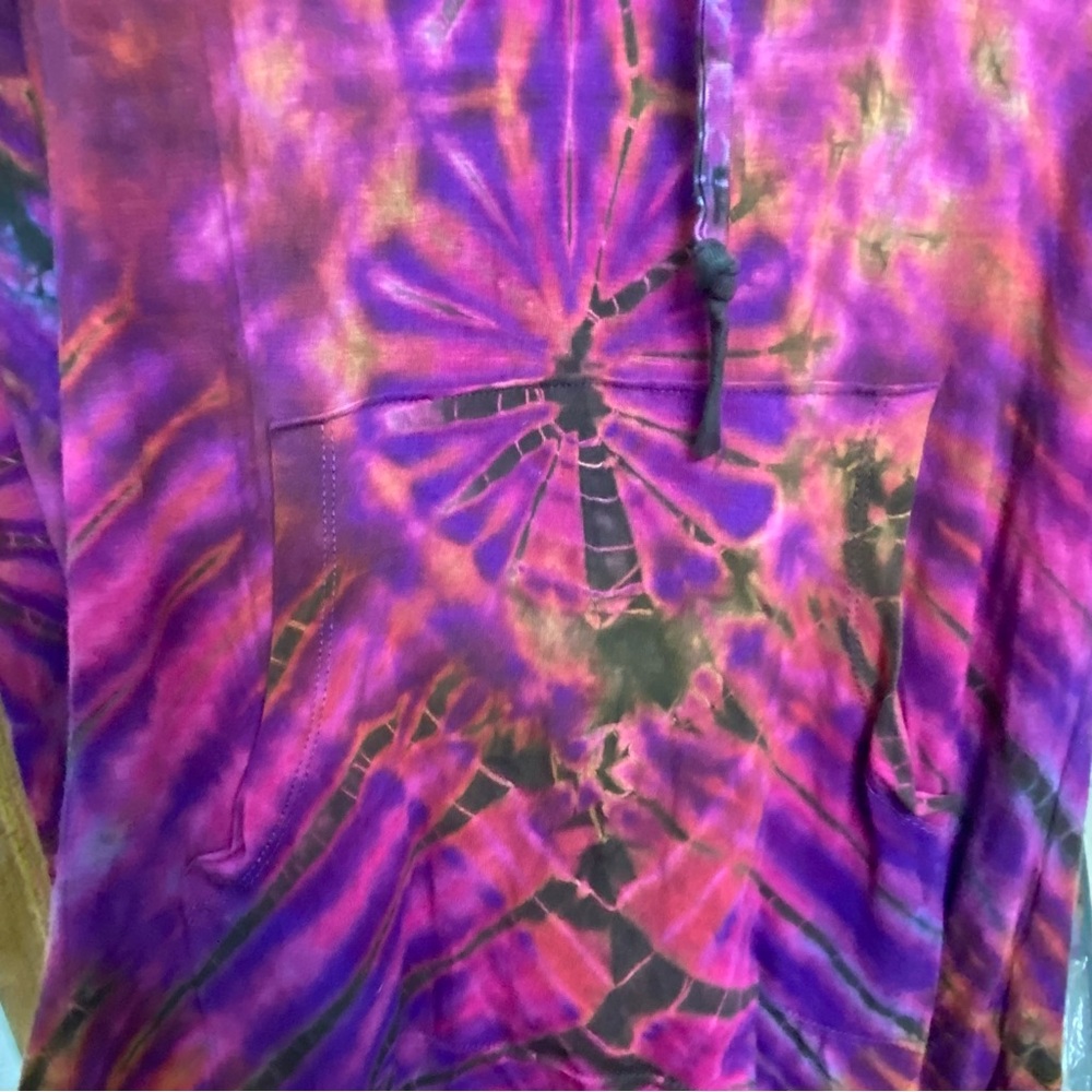 Kathmandu Tie-Dye Hooded Women's Top - Purple and Pink - Picture 4 of 8